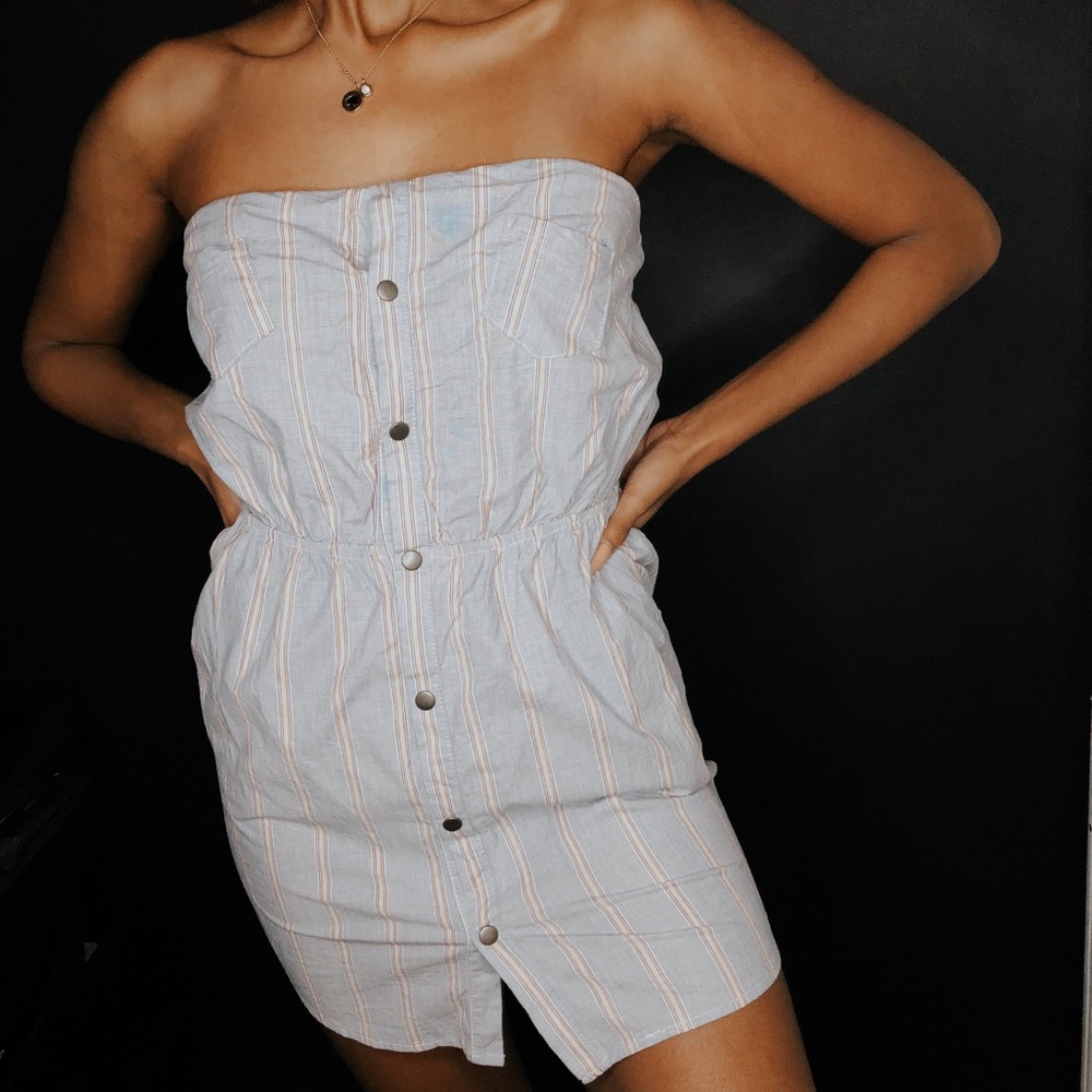 Strapless dress